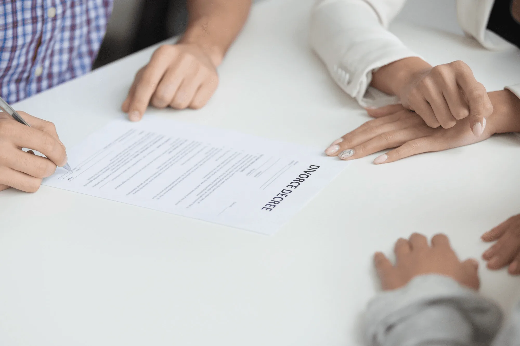 When Should You Speak With an Alimony Lawyer in Calabasas?